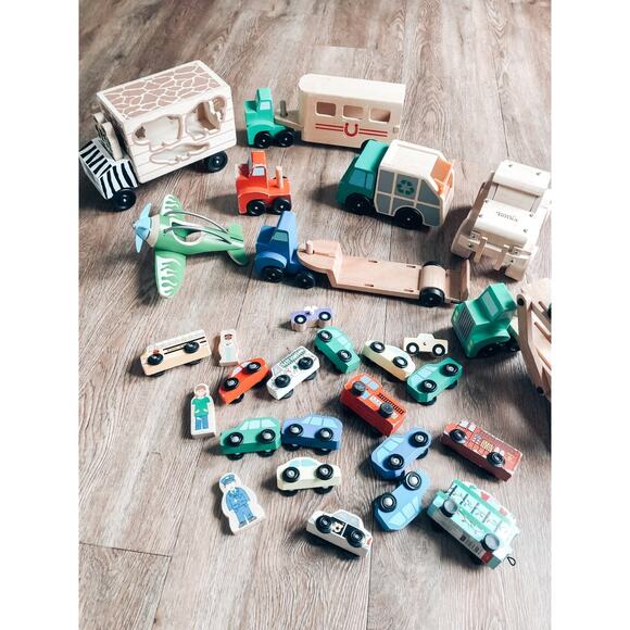 Huge Lot 40pc Wooden Toy Cars Plane Trucks melissa and doug - Picture 5 of 8